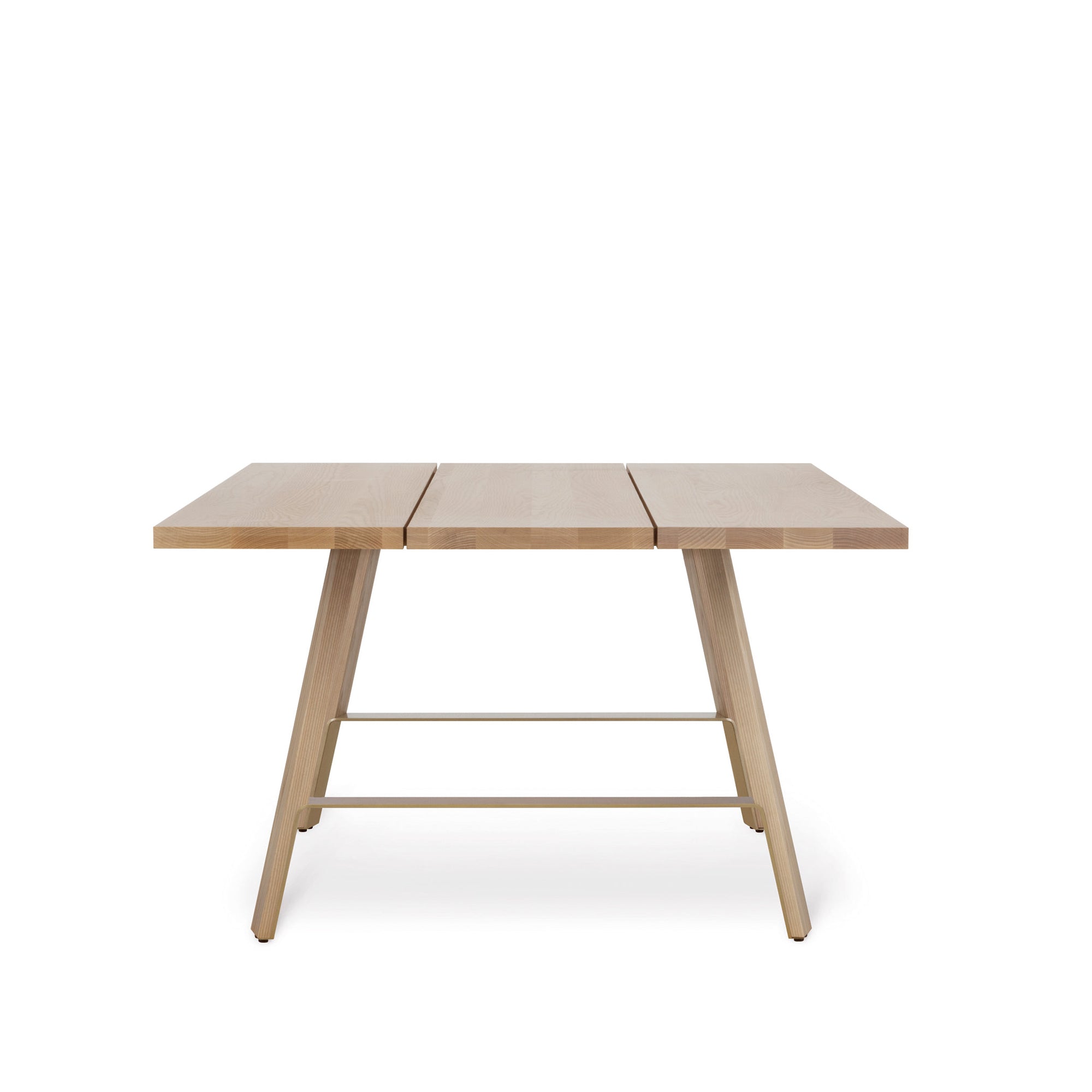Delen Meeting Tables